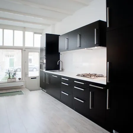 Lijnbaan Canal View Отель типа 